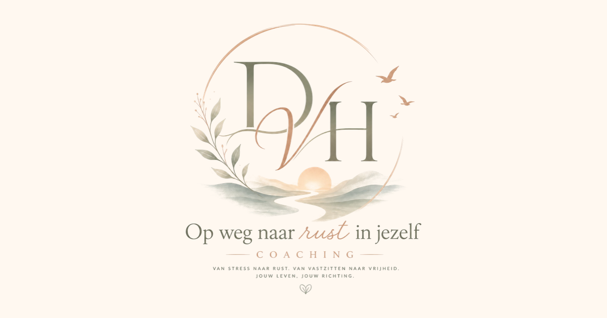 Op weg naar rust in jezelf coaching brand preview with soft landscape illustration and DVH monogram